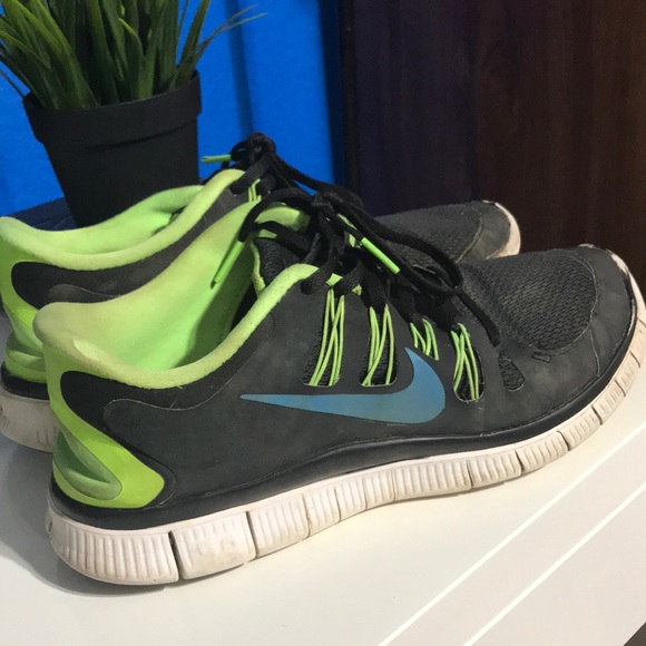 Nike Other - Nike Free Run 5.0 sz 8.5